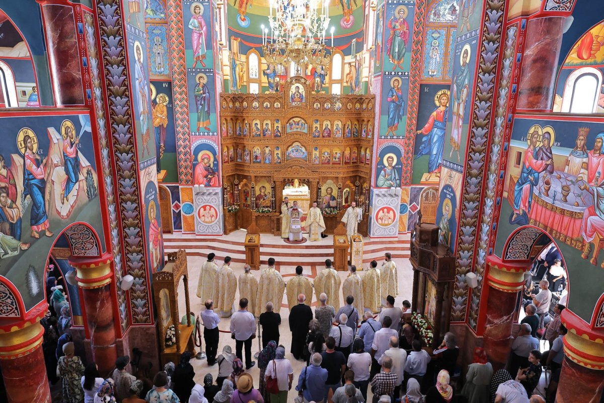 Sfinții Martiri Brâncoveni cinstiți la Catedrala copiilor din Buzău 371436