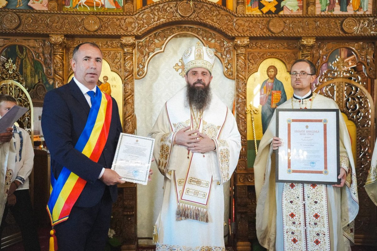 Binecuvântarea capelei mortuare din parohia sălăjeană Gălpâia 371498