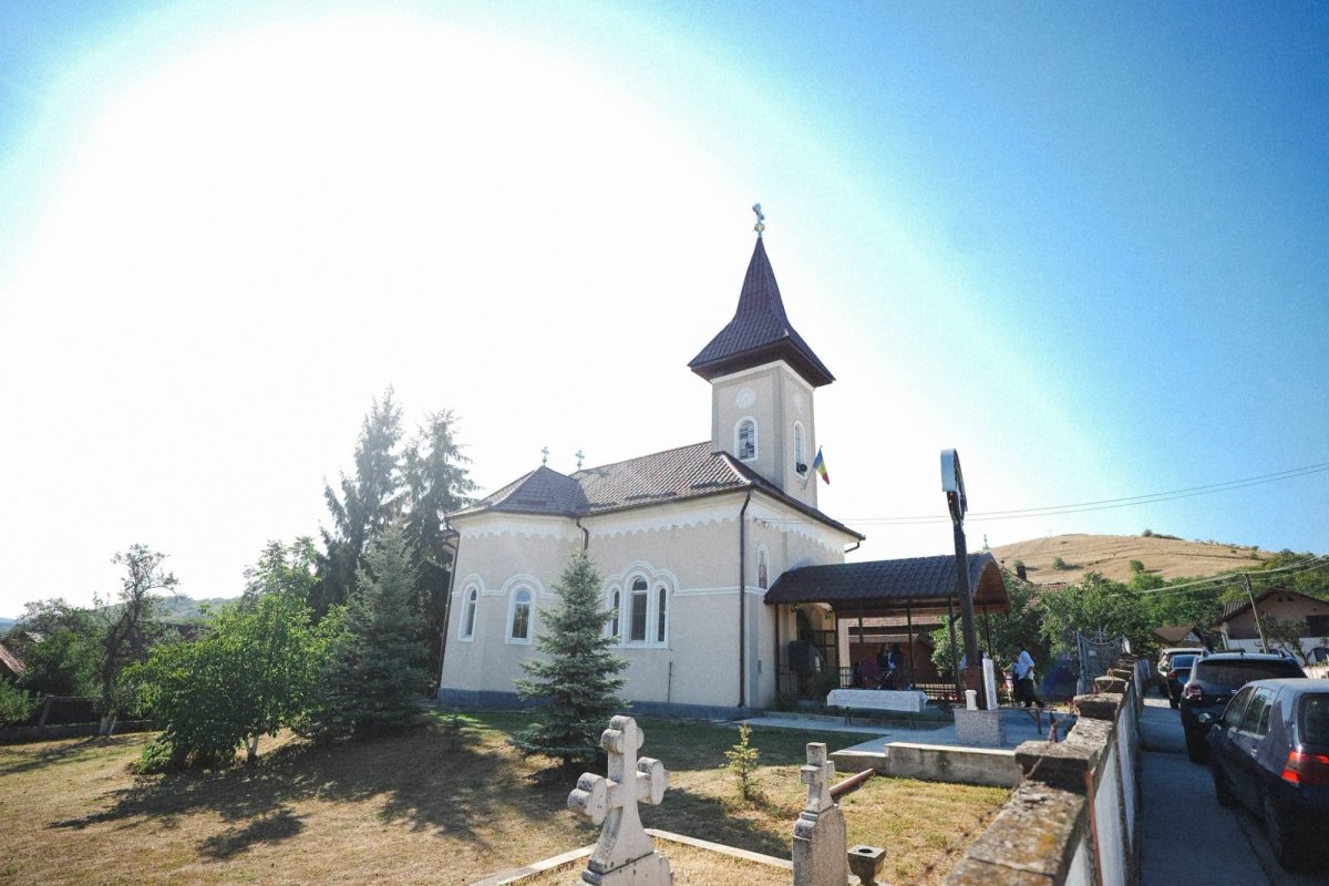 Binecuvântarea capelei mortuare din parohia sălăjeană Gălpâia 371499
