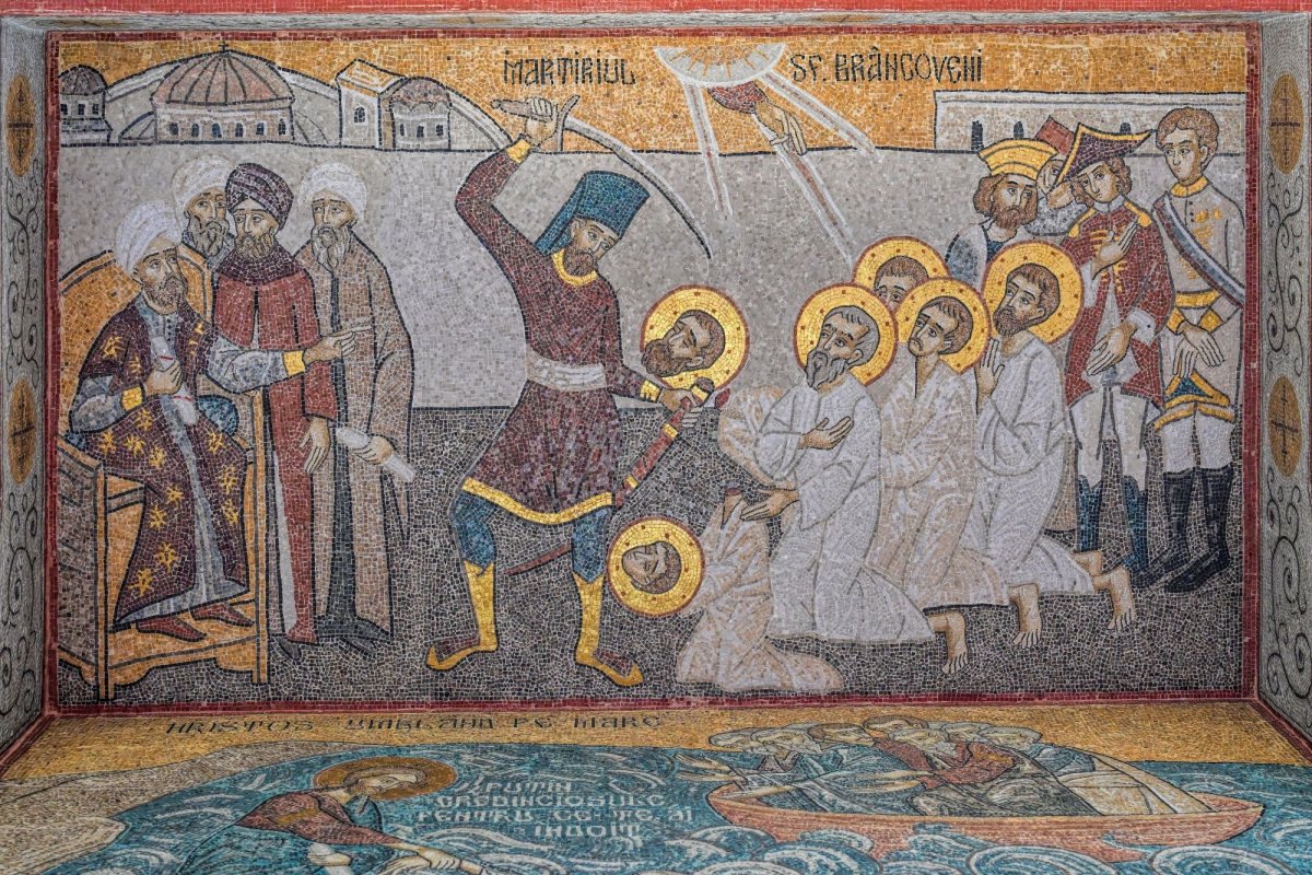 Sclipirile Luminii: Biserica „Sfânta Mahramă a Domnului şi Sfinţii Martiri Brâncoveni” - Iaşi 371560