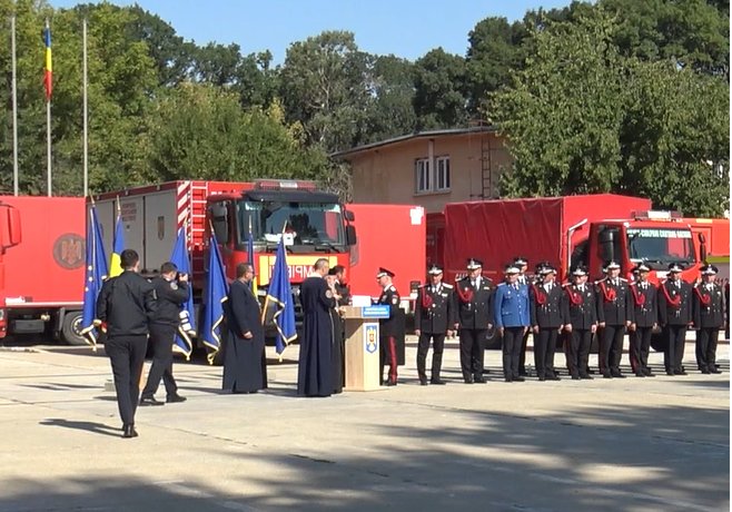 Distincție de vrednicie pentru un cadru militar trecut în rezervă 371668