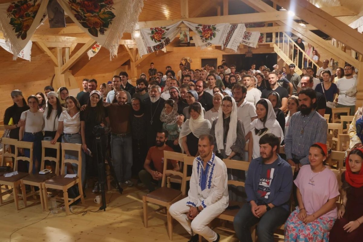 Tabăra Națională „Părintele Teofil Părăian”, la Mănăstirea Oaşa  371633