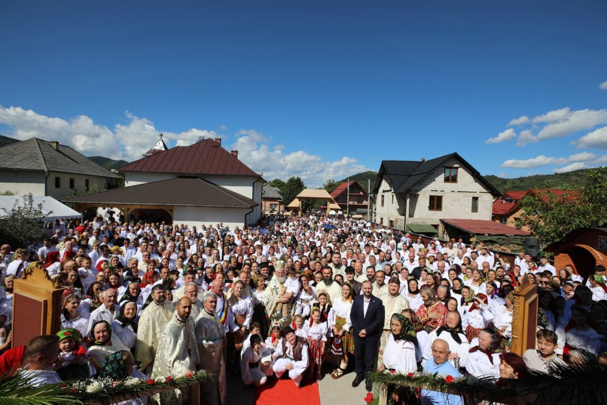 Binecuvântare arhierească în Parohia Săliștea de Sus Buleni, Maramureş 371860