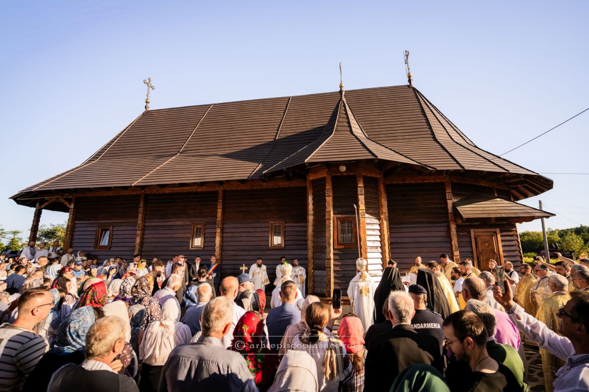 Biserica din Mesteceni, înnoită la un veac de la aducerea ei în sat 371846