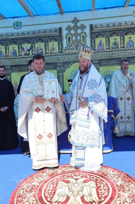 Biserica din filia sătmăreană Păşunea Mare a fost târnosită 371916