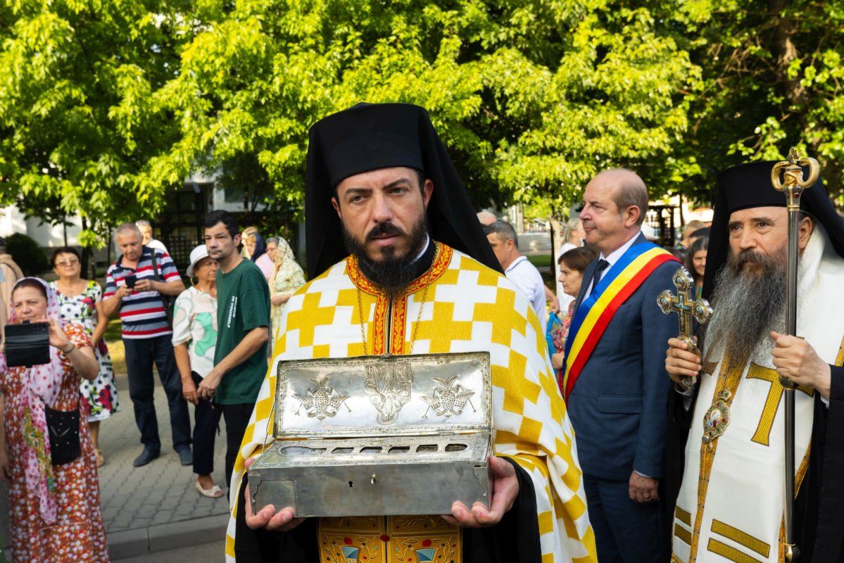 Episcopia Alexandriei și Teleormanului și‑a cinstit ocrotitorul spiritual 372306