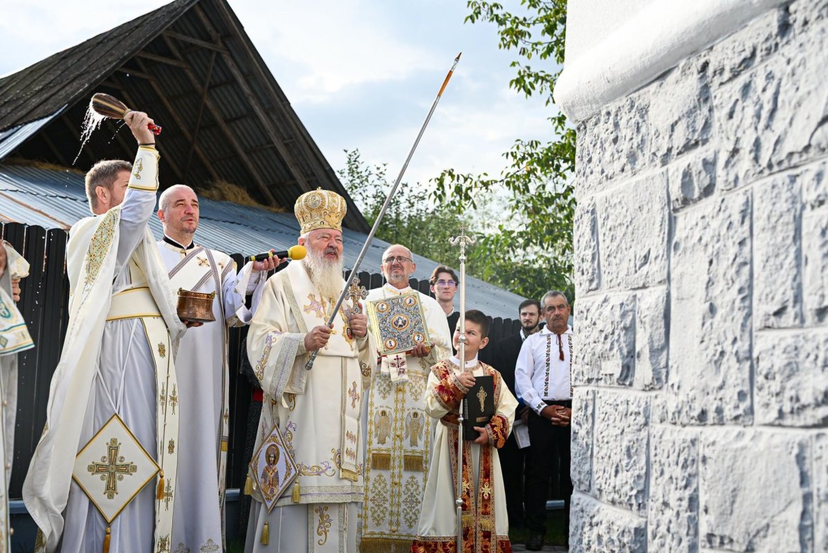 Resfințirea Bisericii din Dobricel, Bistriţa‑Năsăud 372246