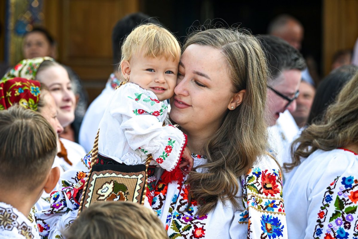 Resfințirea Bisericii din Dobricel, Bistriţa‑Năsăud 372251