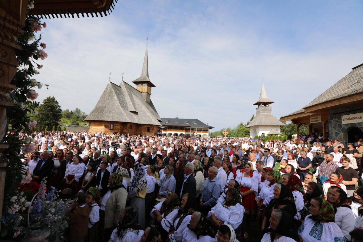 Binecuvântare arhierească la hramul Mănăstirii Borșa Pietroasa, Maramureş 372394