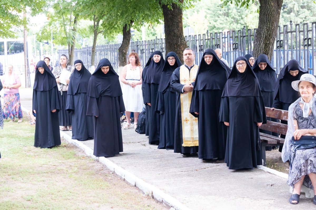Trei decenii de la înfiinţarea Episcopiei Alexandriei şi Teleormanului 372526