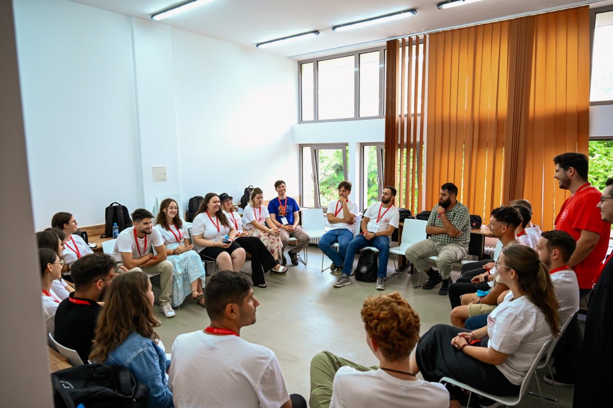 Ateliere de formare și dialog pentru participanții la ITO 372619
