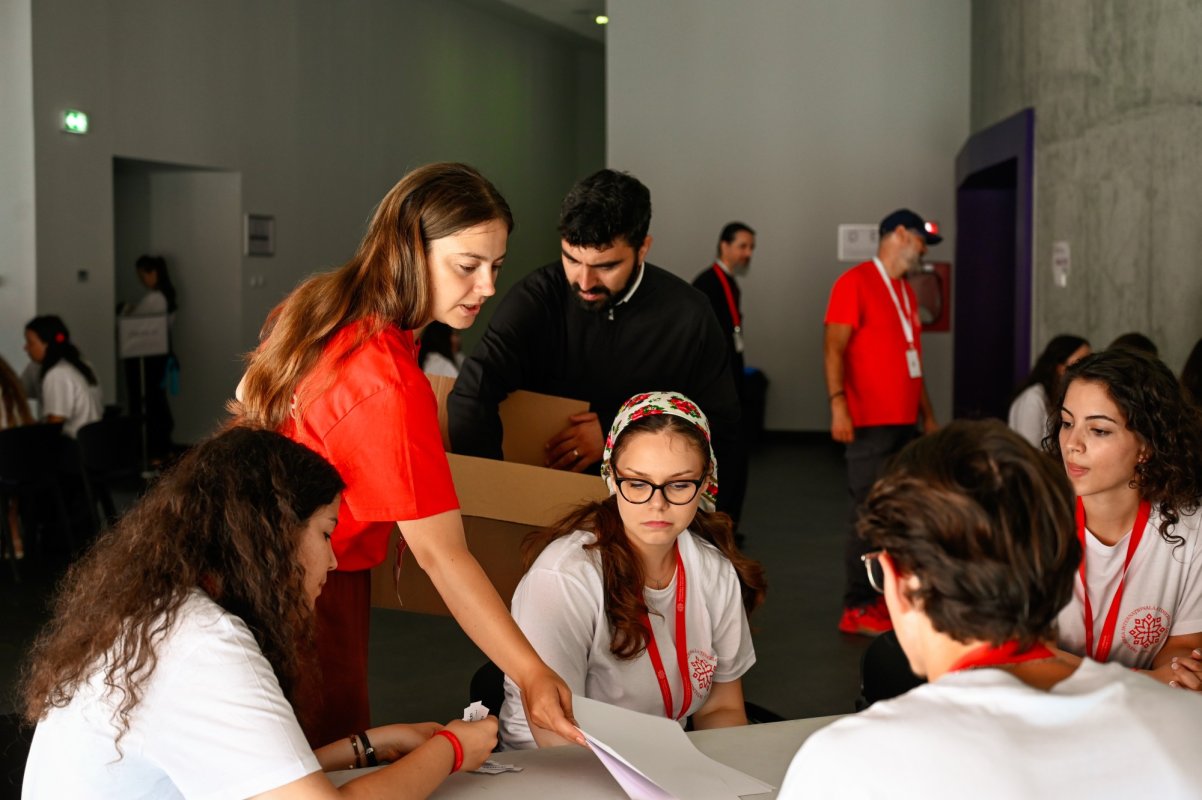Ateliere de formare și dialog pentru participanții la ITO 372621