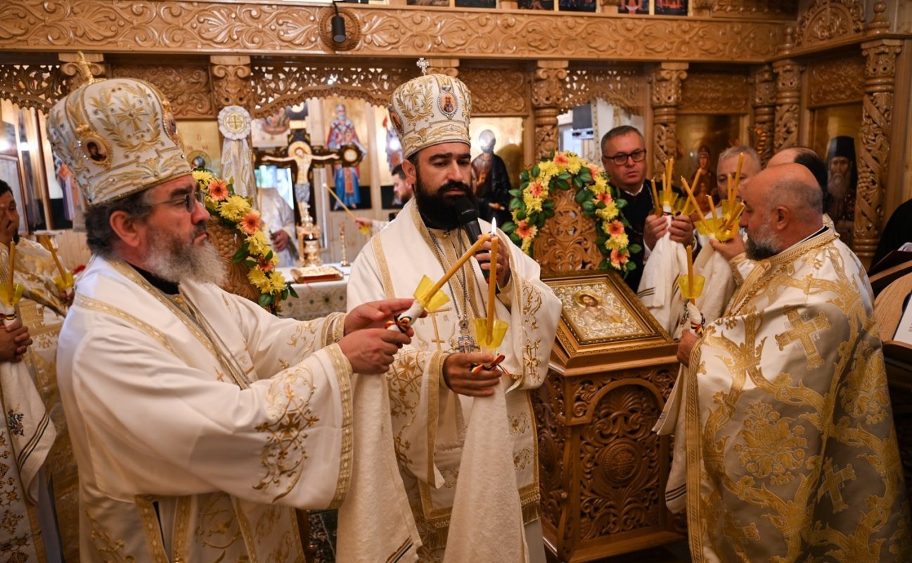 Biserica de la Spitalul de Urgență din Petroșani a fost târnosită 372581
