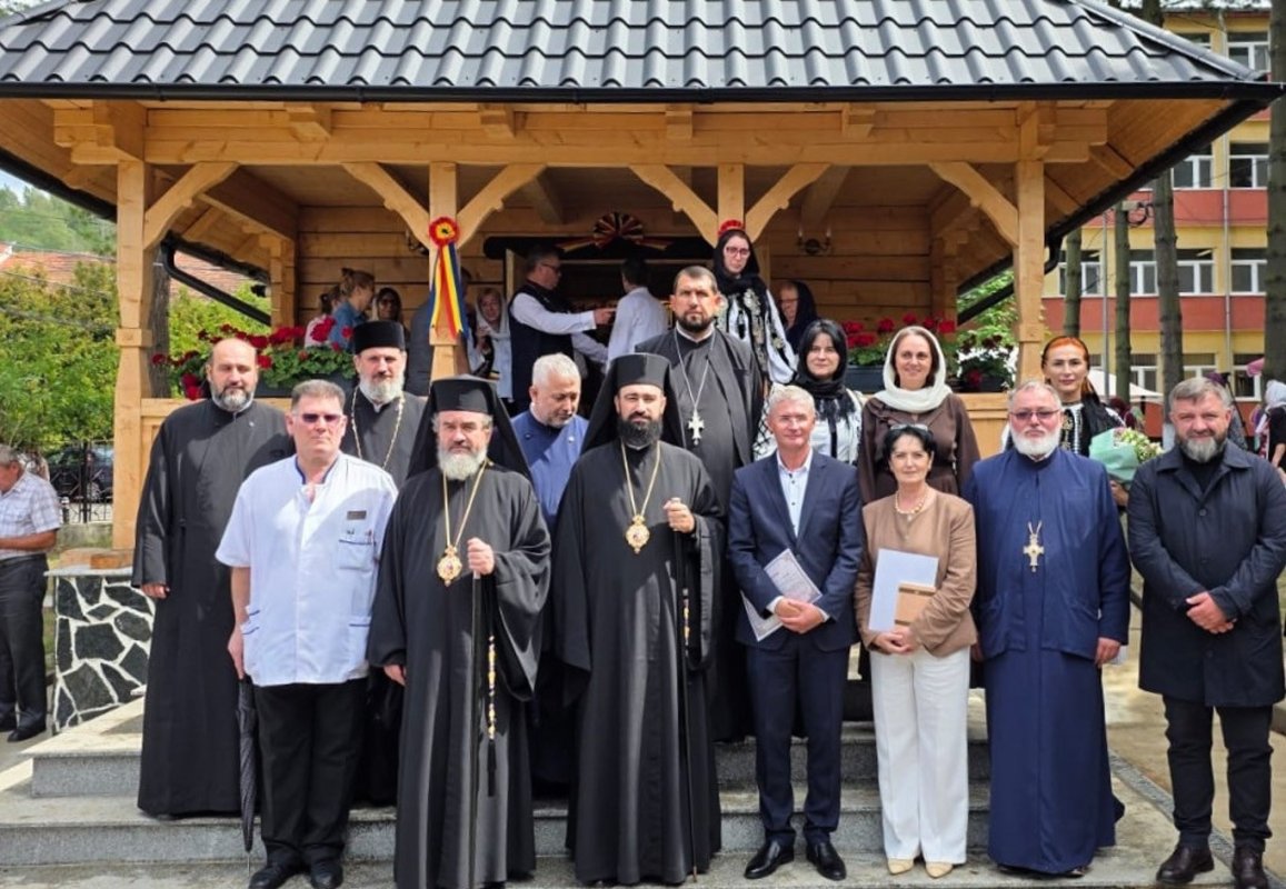 Biserica de la Spitalul de Urgență din Petroșani a fost târnosită 372585