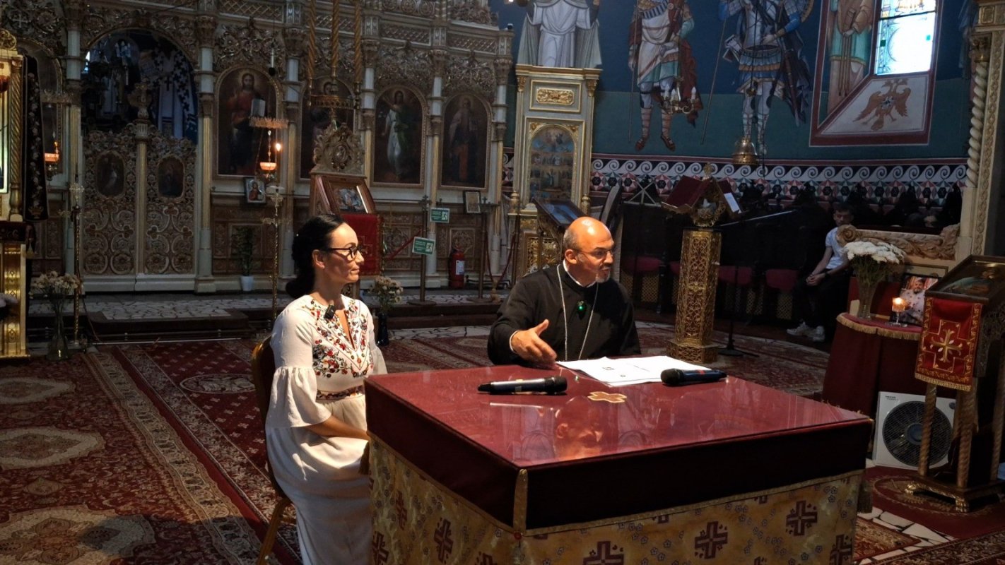 Dialogurile de toamnă la Parohia „Sfântul Pantelimon”-Foișorul de Foc 372784