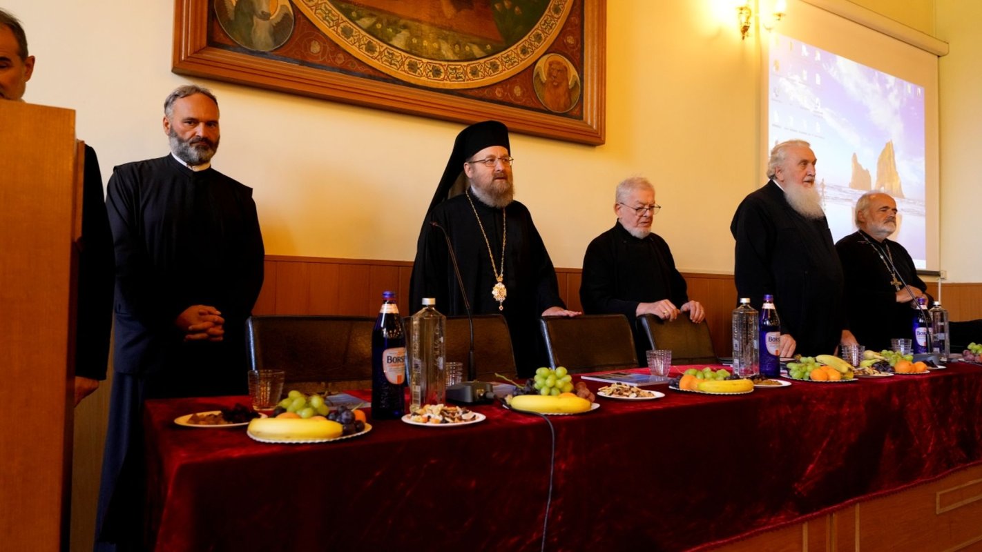 Revedere la 30 de ani de la terminarea Facultății de Teologie Ortodoxă din Sibiu 372894