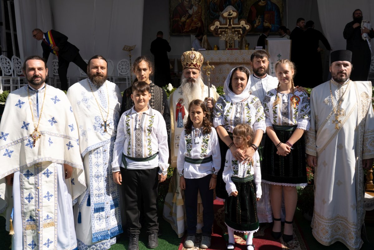 Biserica din Parohia Moreni, județul Iași, a fost târnosită 373041