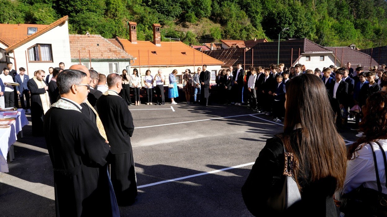 Început de an școlar binecuvântat la Brașov 373199