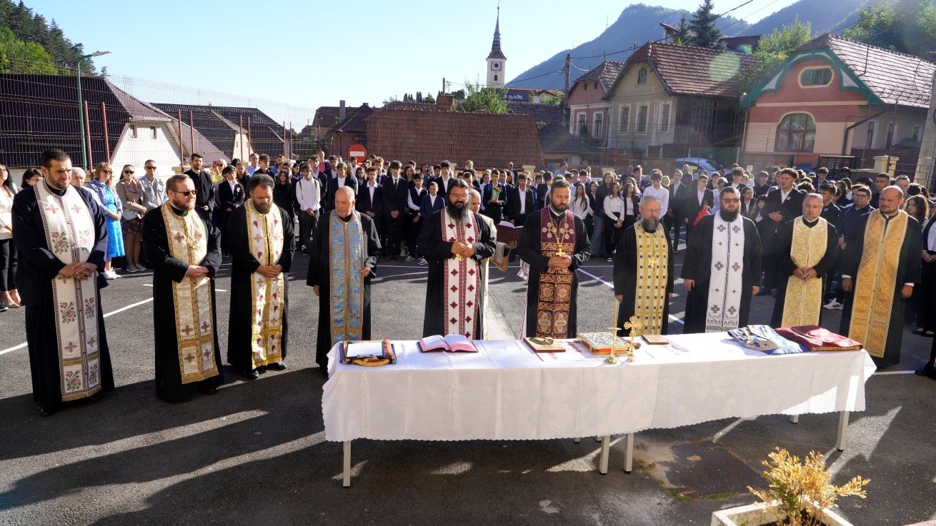 Început de an școlar binecuvântat la Brașov 373200