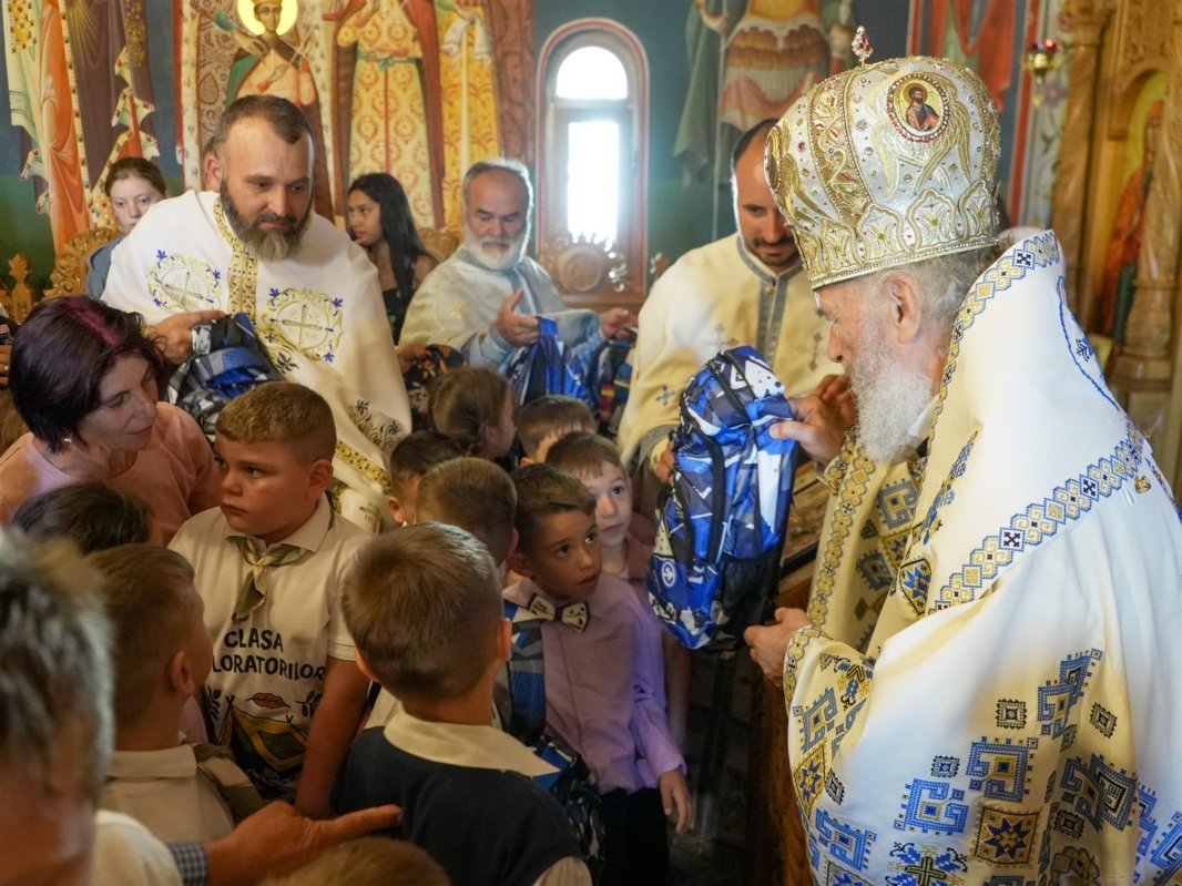 Hramul Mănăstirii „Naşterea Maicii Domnului”-Cudalbi 373367