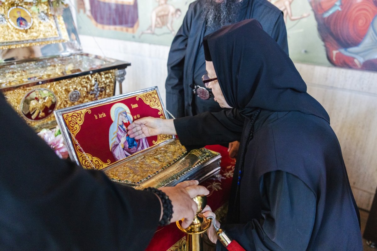 Moaştele Sfintei Ana cinstite la Biserica „Sfântul Gheorghe”‑Nou 373384