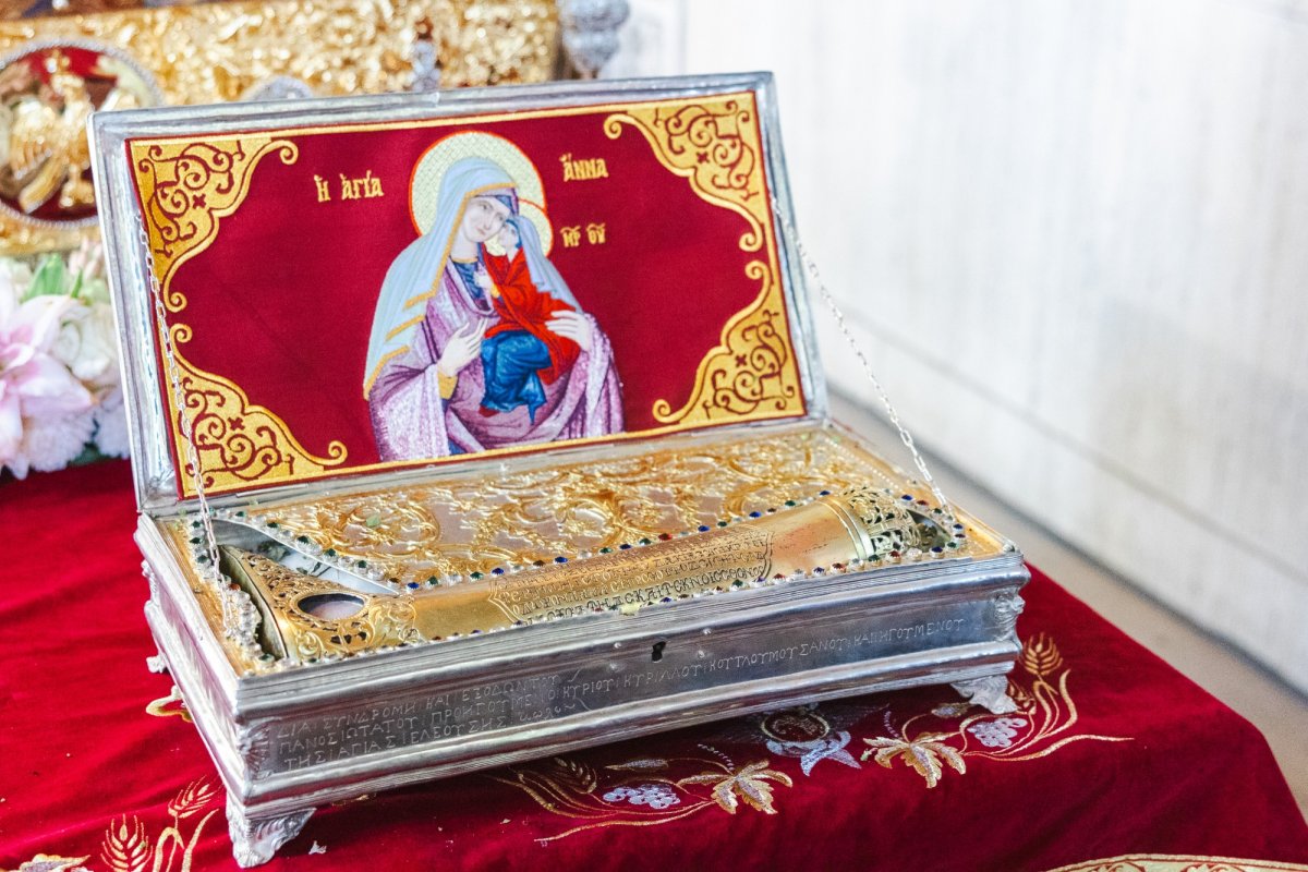 Moaştele Sfintei Ana cinstite la Biserica „Sfântul Gheorghe”‑Nou 373385