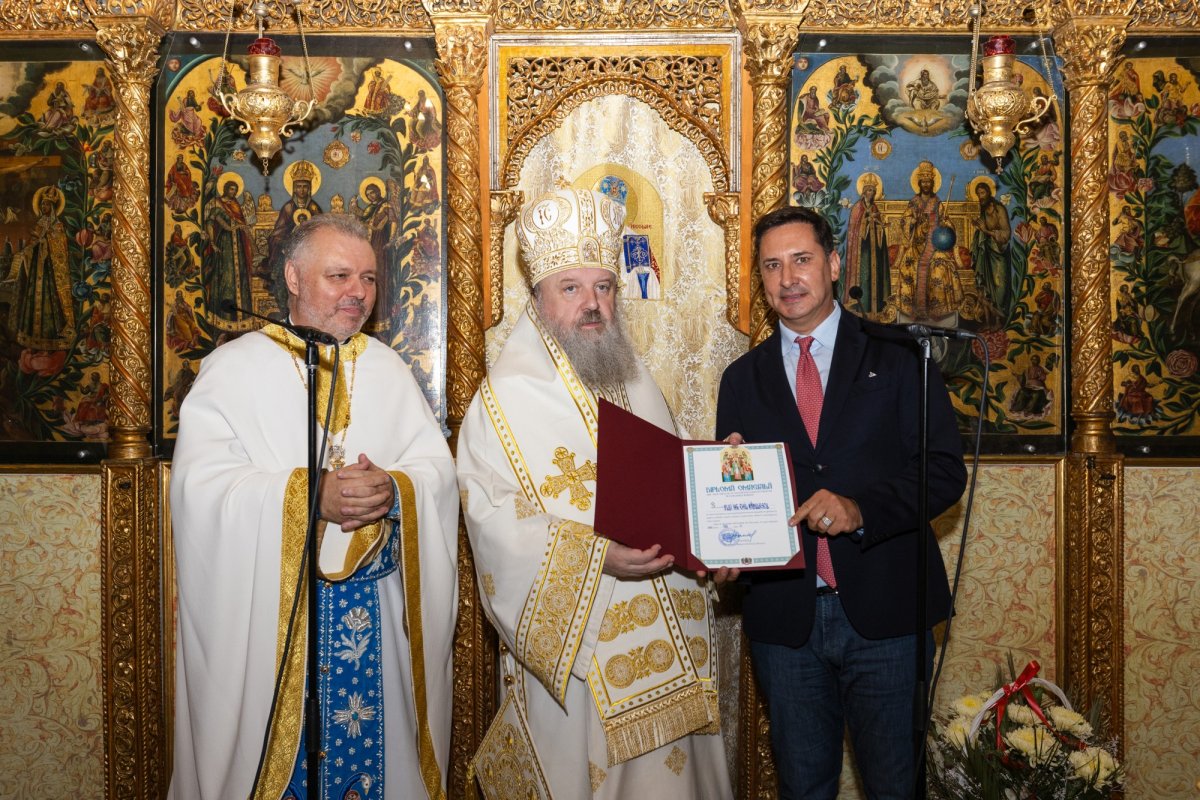 Moaştele Sfintei Ana cinstite la Biserica „Sfântul Gheorghe”‑Nou 373406