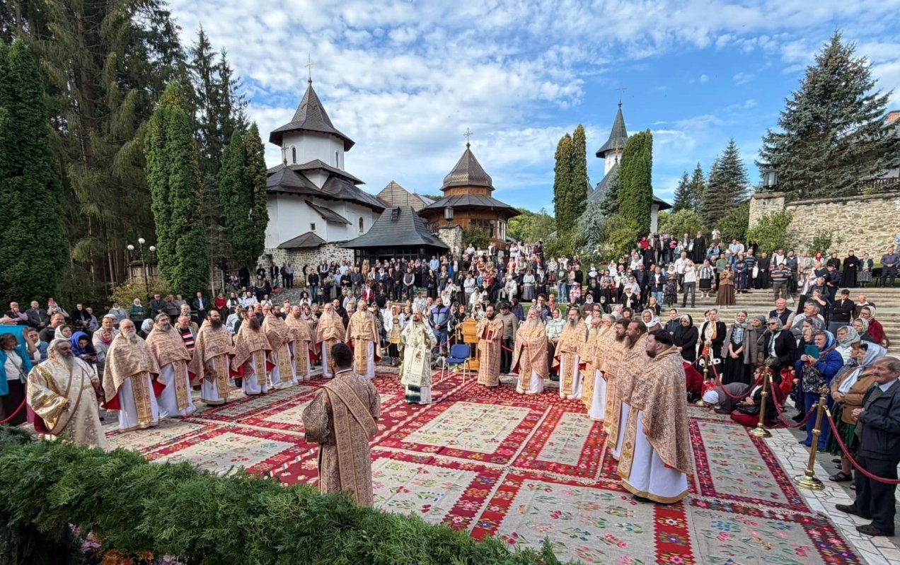 Mănăstirea Sihăstria și‑a sărbătorit hramul istoric 373482