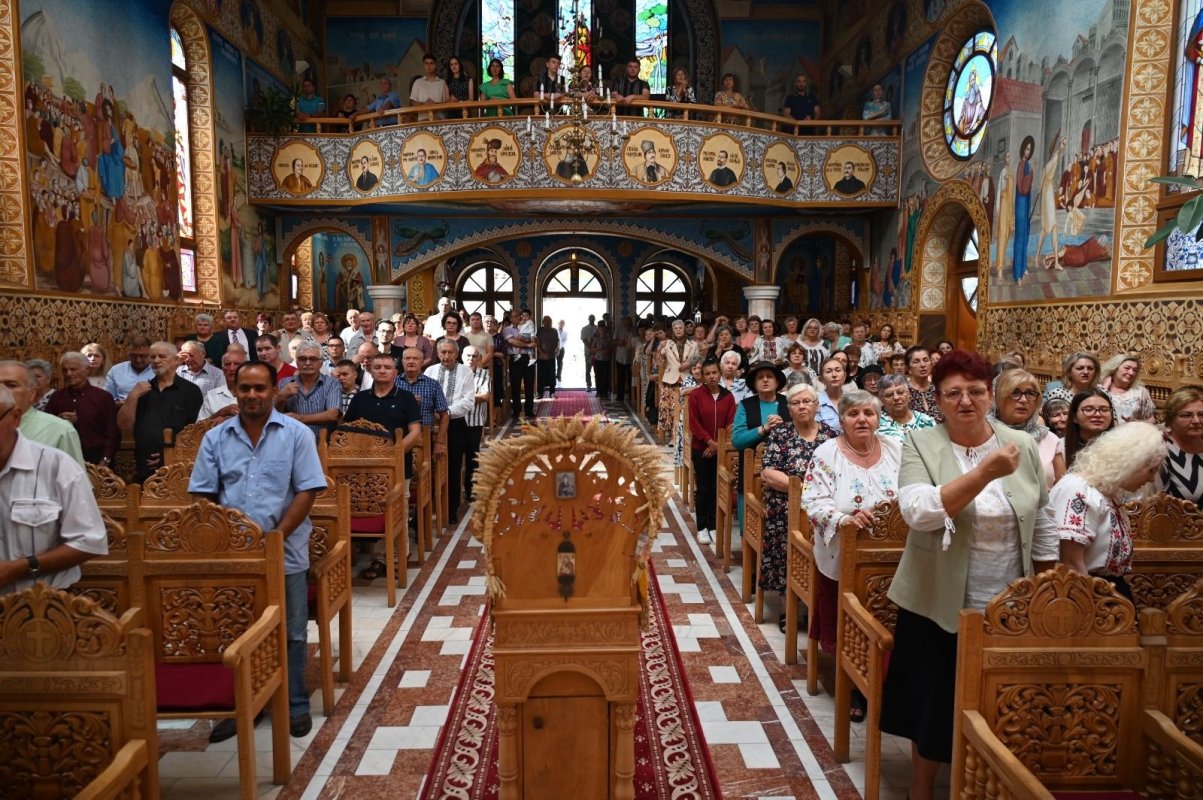 Slujire arhierească în Parohia Oradea‑Zorilor 373440