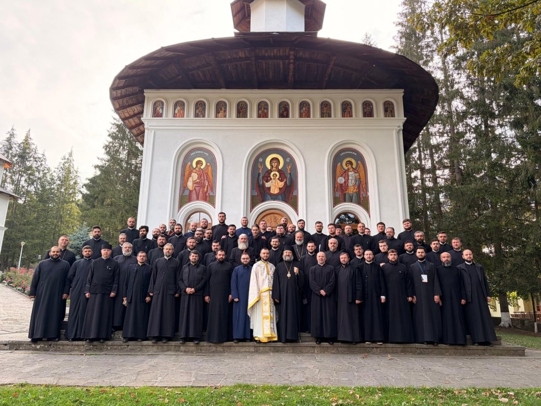 Cursuri pentru gradele profesionale ale clericilor din Mitropolia Moldovei și Bucovinei 373918