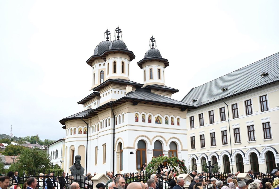 Binecuvântare la Biserica „Sfinții Împărați Constantin și Elena” din Năsăud 374049