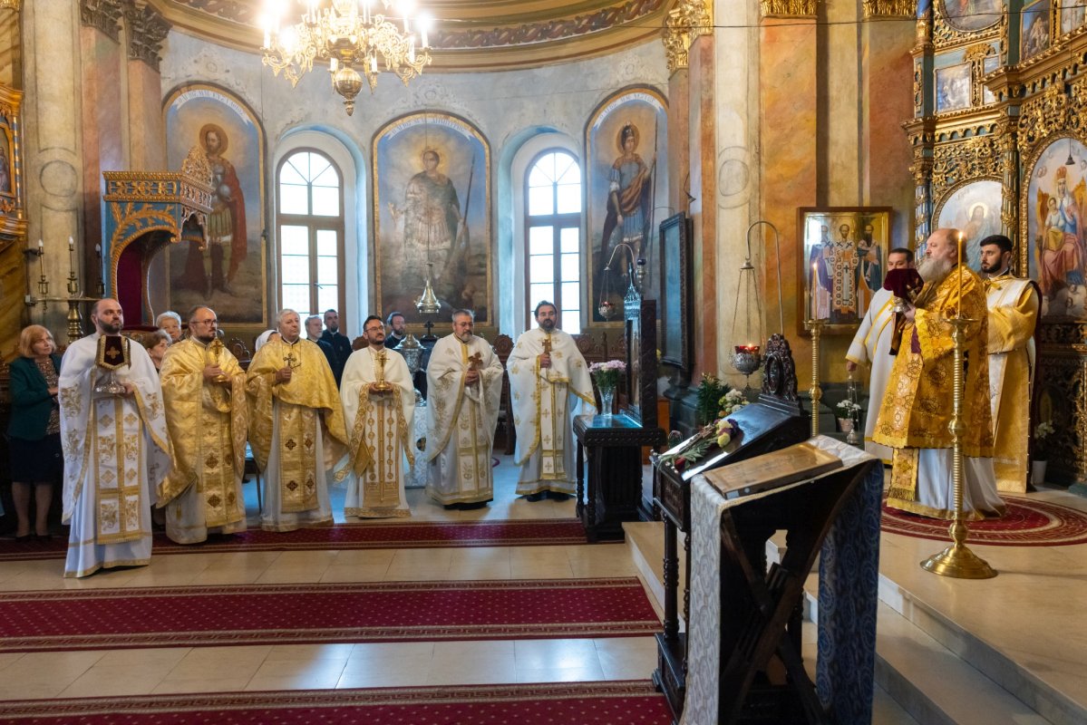 Examen de selecționare în Arhiepiscopia Bucureștilor 374173