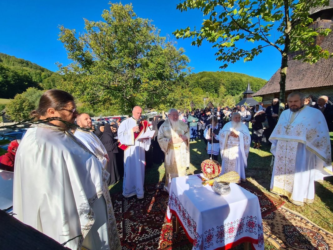 Hramul Mănăstirii Cășiel 374038