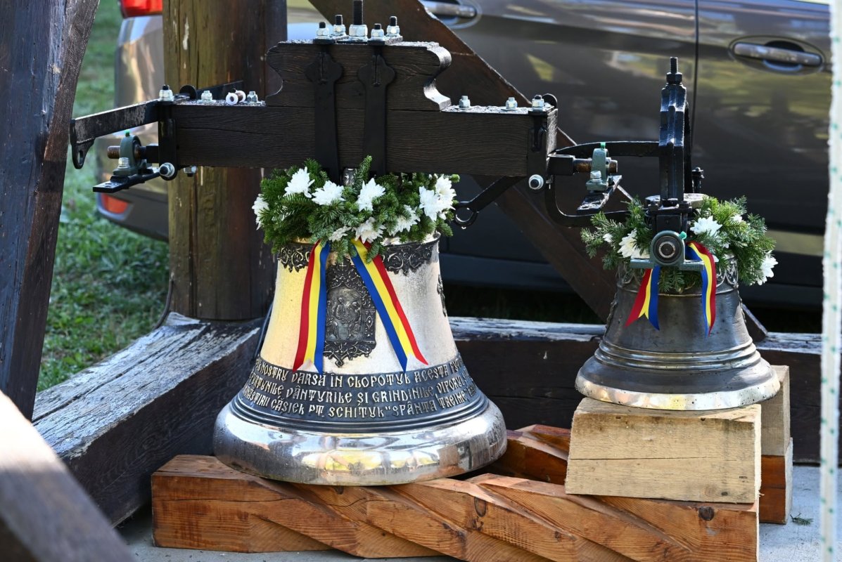 Hramul Mănăstirii Cășiel 374039