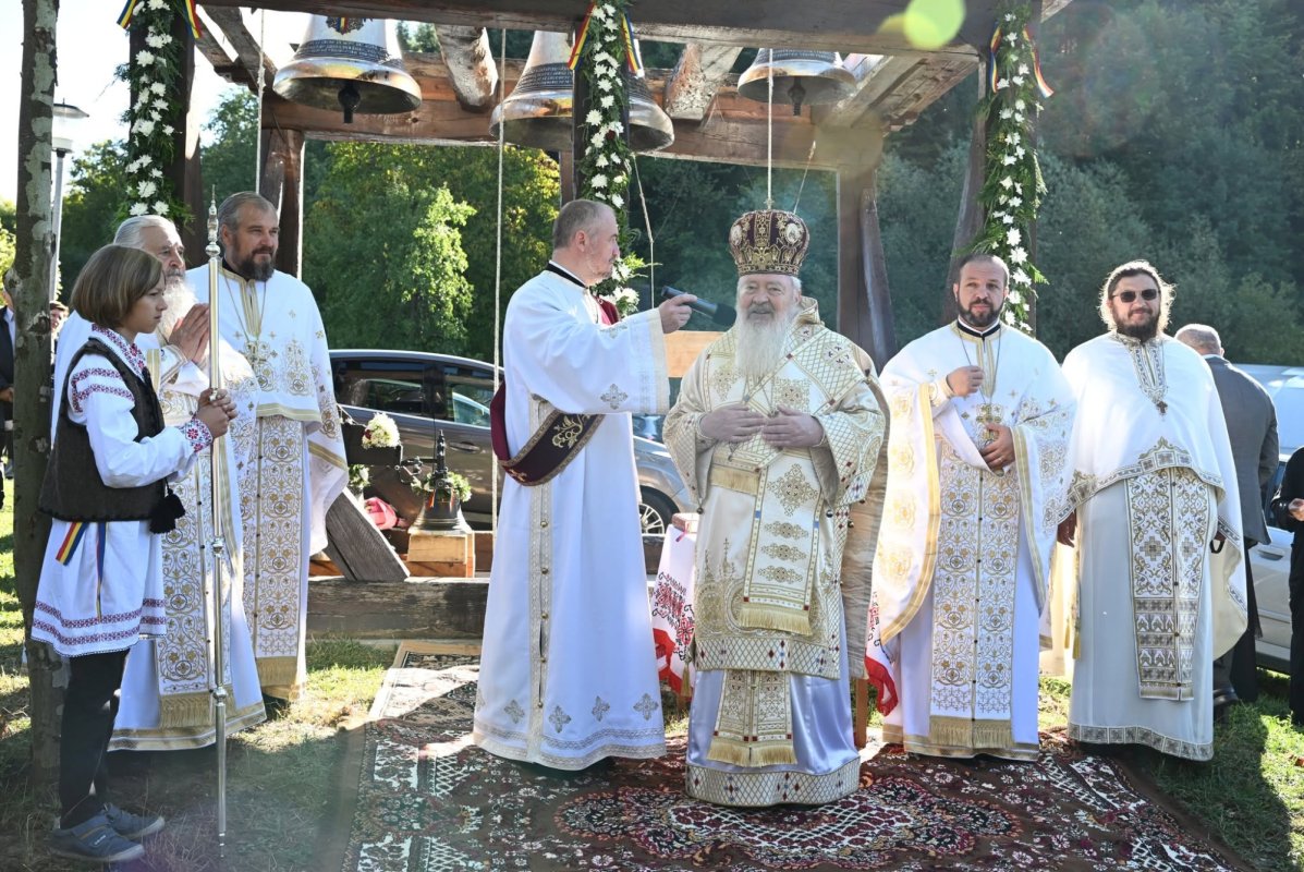 Hramul Mănăstirii Cășiel 374041