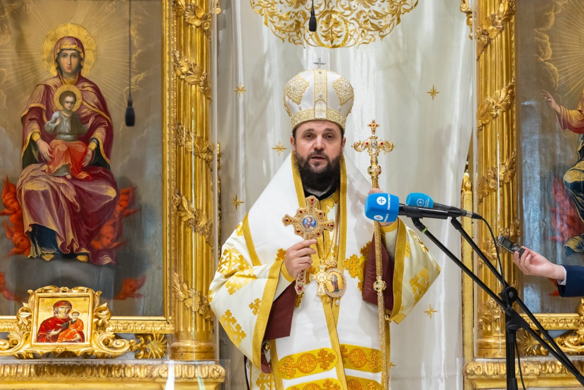 Revedere după 25 de ani a absolvenților teologi bucureșteni 374105