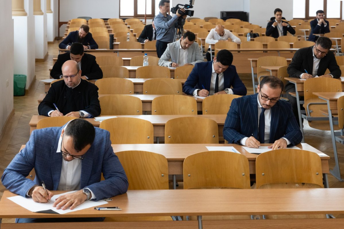 Examen de capacitate preoțească în Arhiepiscopia Bucureștilor 374390