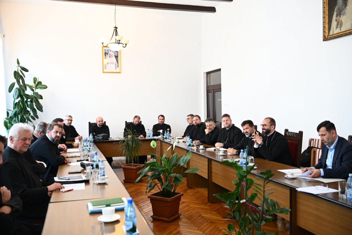 Ședință semestrială de toamnă a Permanenței Consiliului eparhial la Cluj‑Napoca 374510