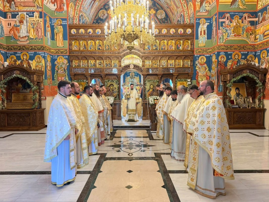Sfântul Ierarh Dionisie Erhan, cinstit în Episcopia Basarabiei de Sud 374517