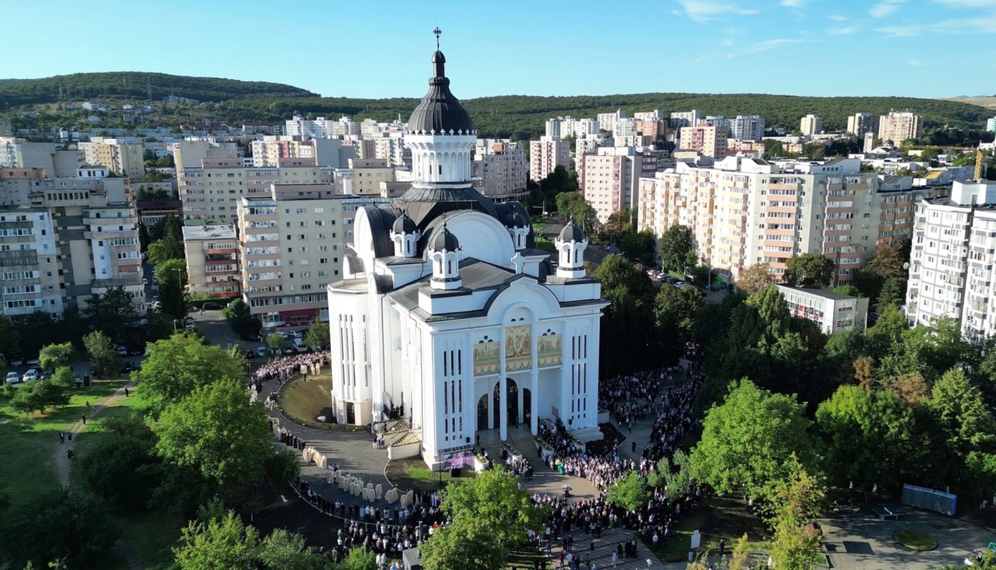 Sfințirea picturii Catedralei din Mănăștur 374629