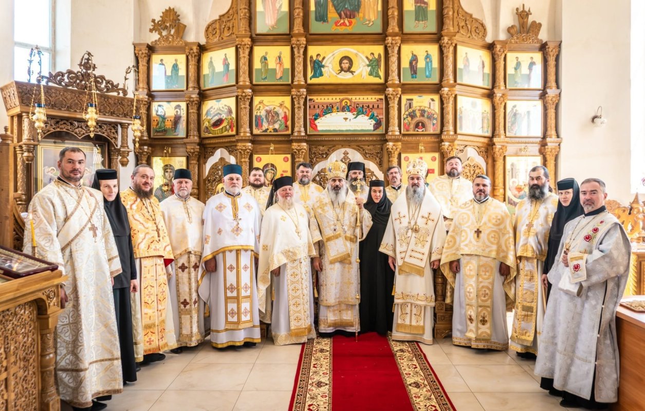Biserica Mănăstirii Chirilovca a fost sfințită după un veac de la începutul lucrărilor 374680