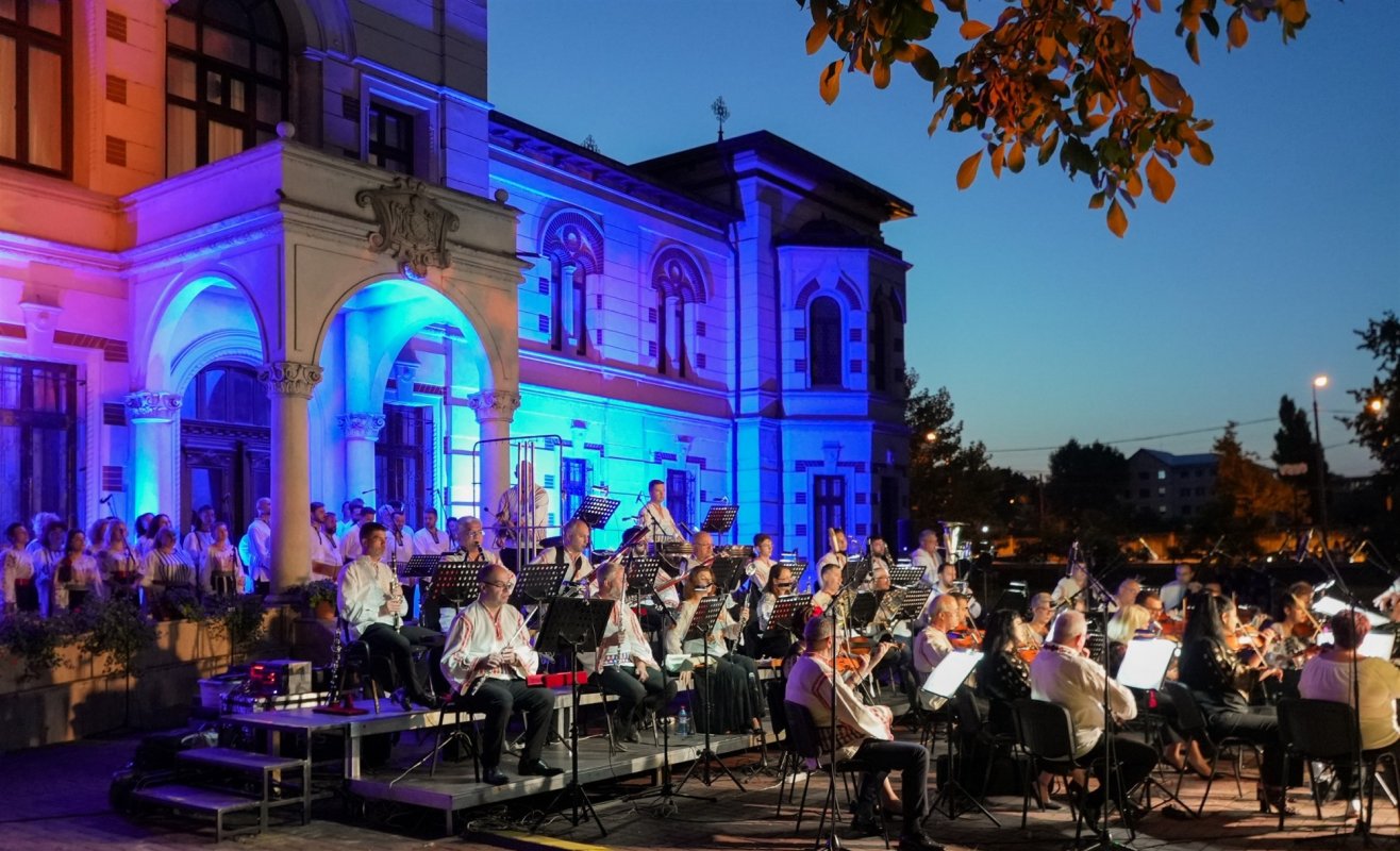 Seară culturală la Galați 374697