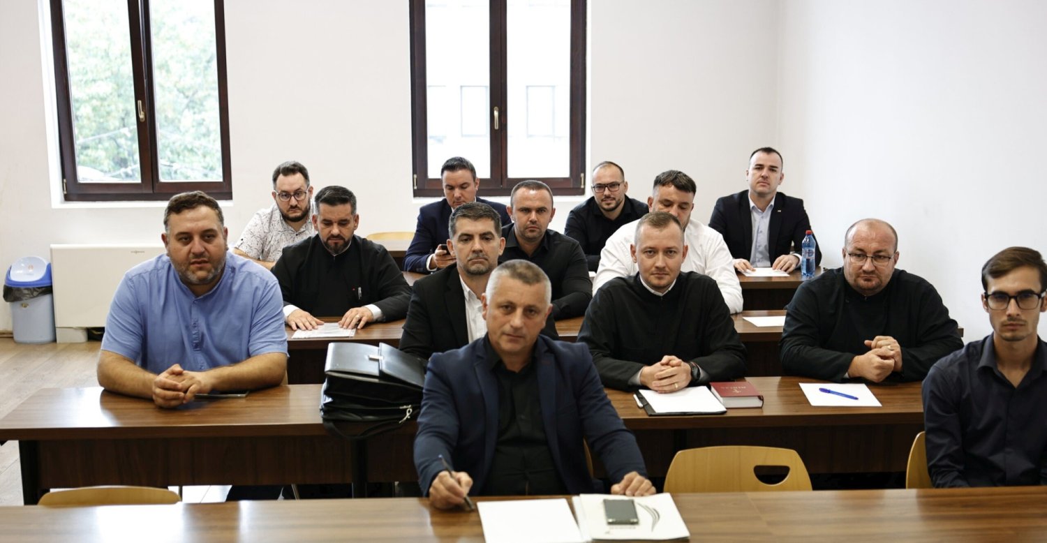 Examenul de capacitate preoțească la Craiova 374794