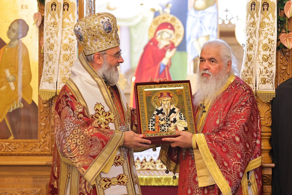 Mii de pelerini la hramul mănăstirii vrâncene Brazi 374762