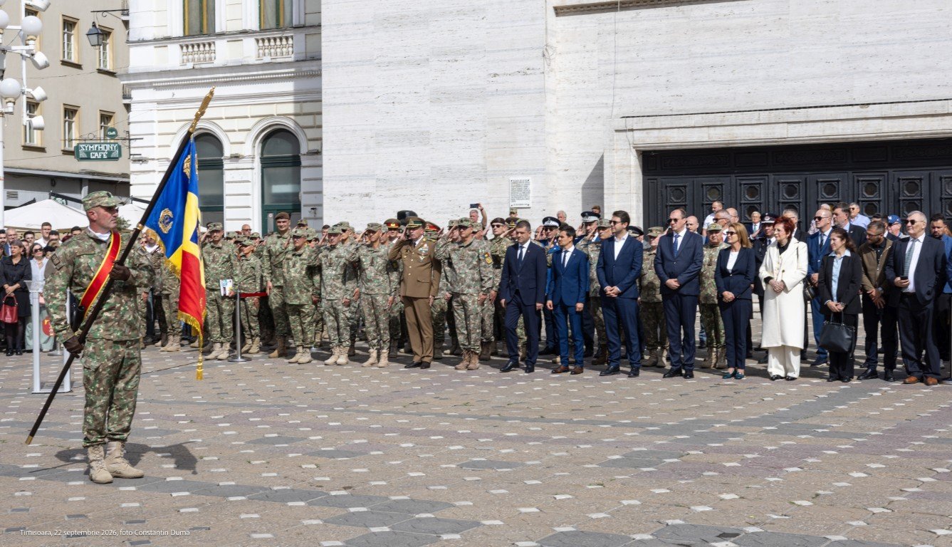 Recunoștință și prețuire cadrelor Spitalului Militar „Dr. Victor Popescu” 374796