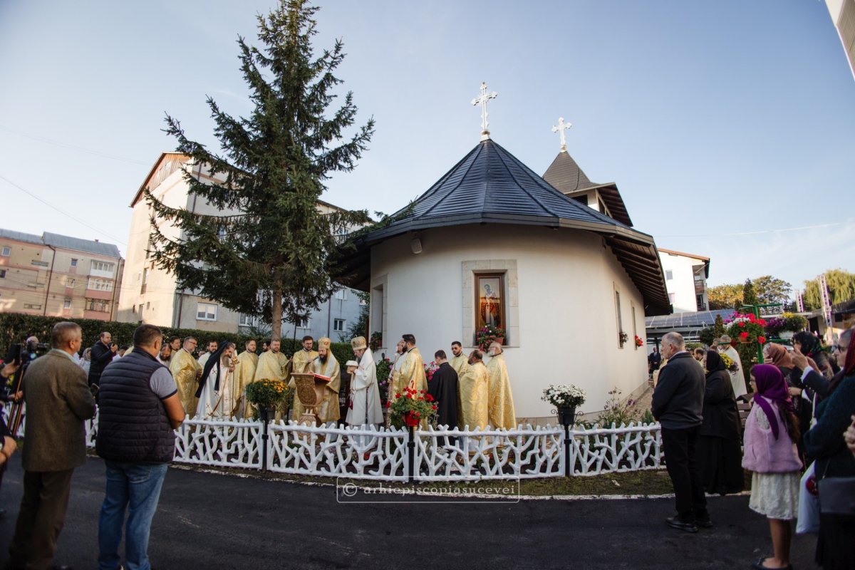 Capela Spitalului Municipal Rădăuți a fost resfințită 374859