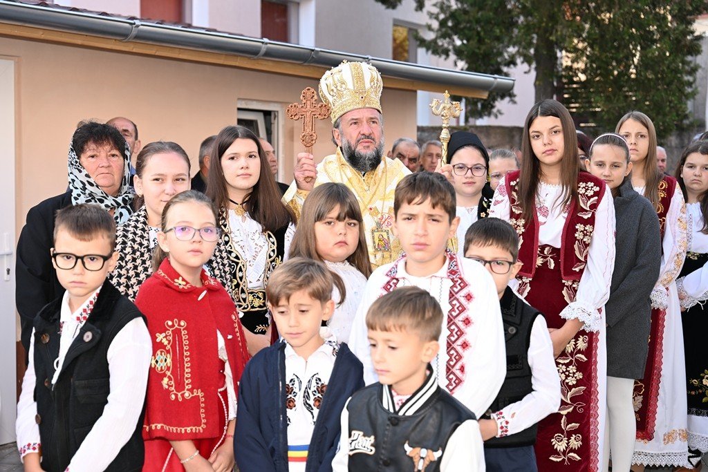 Înnoirea bisericii Parohiei Dalboșeț din Banat 375220