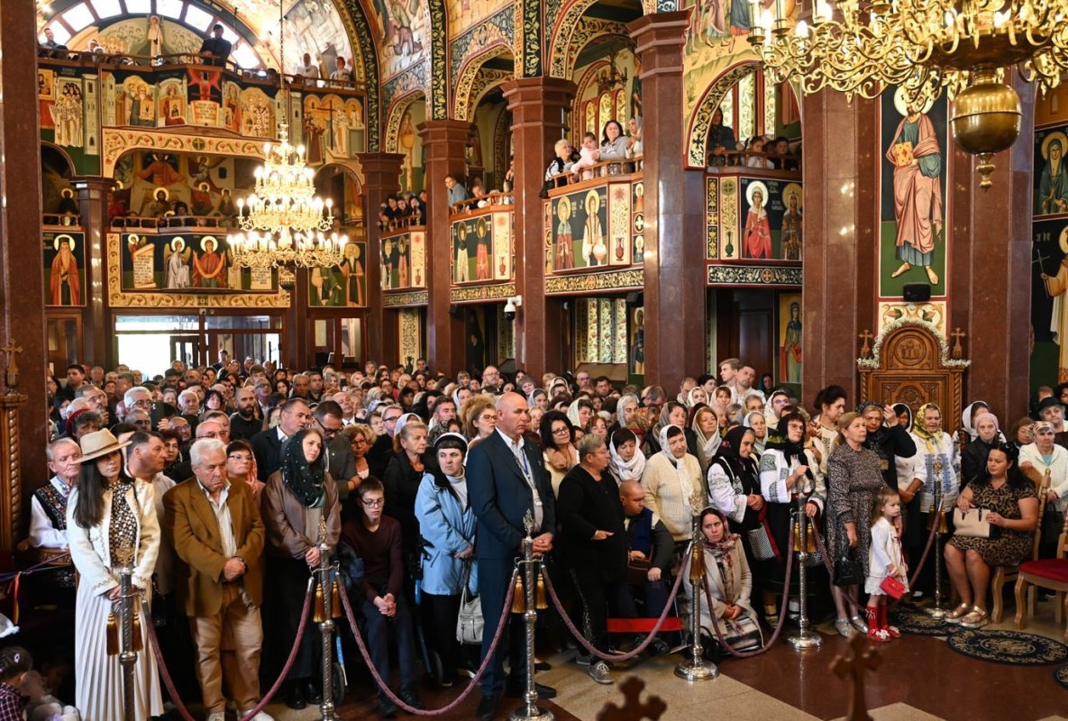 Târnosirea Catedralei Eroilor din Hunedoara 375182