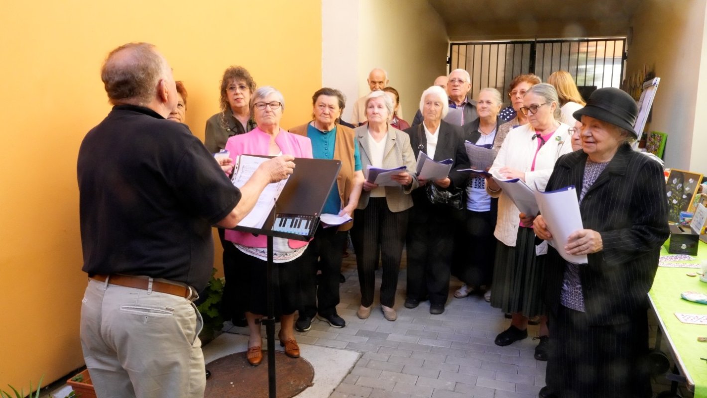 Zilele Porților Deschise la Centrul Social Catedral „Sfânta Treime” din Sibiu 375205