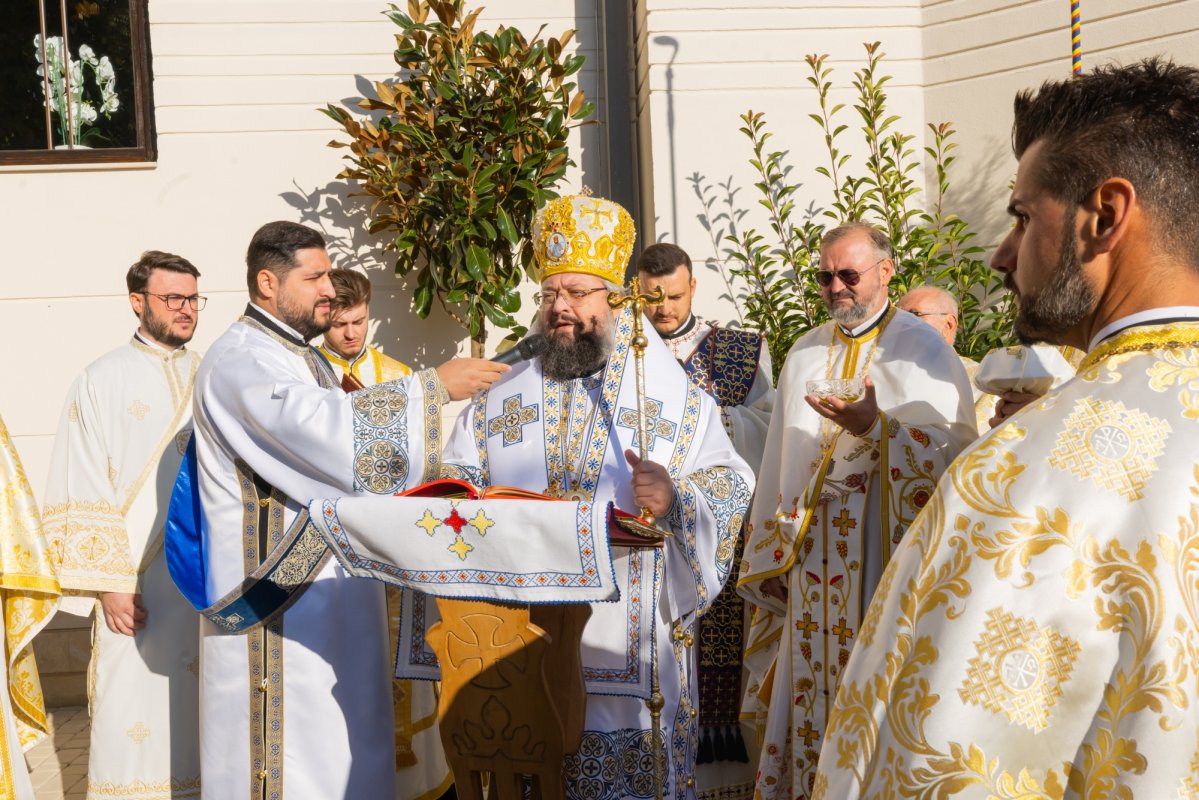 Târnosirea bisericii Parohiei Vârteju din județul Ilfov 375635
